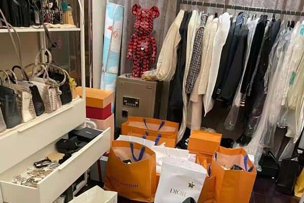 昌邑区回收一线品牌衣服